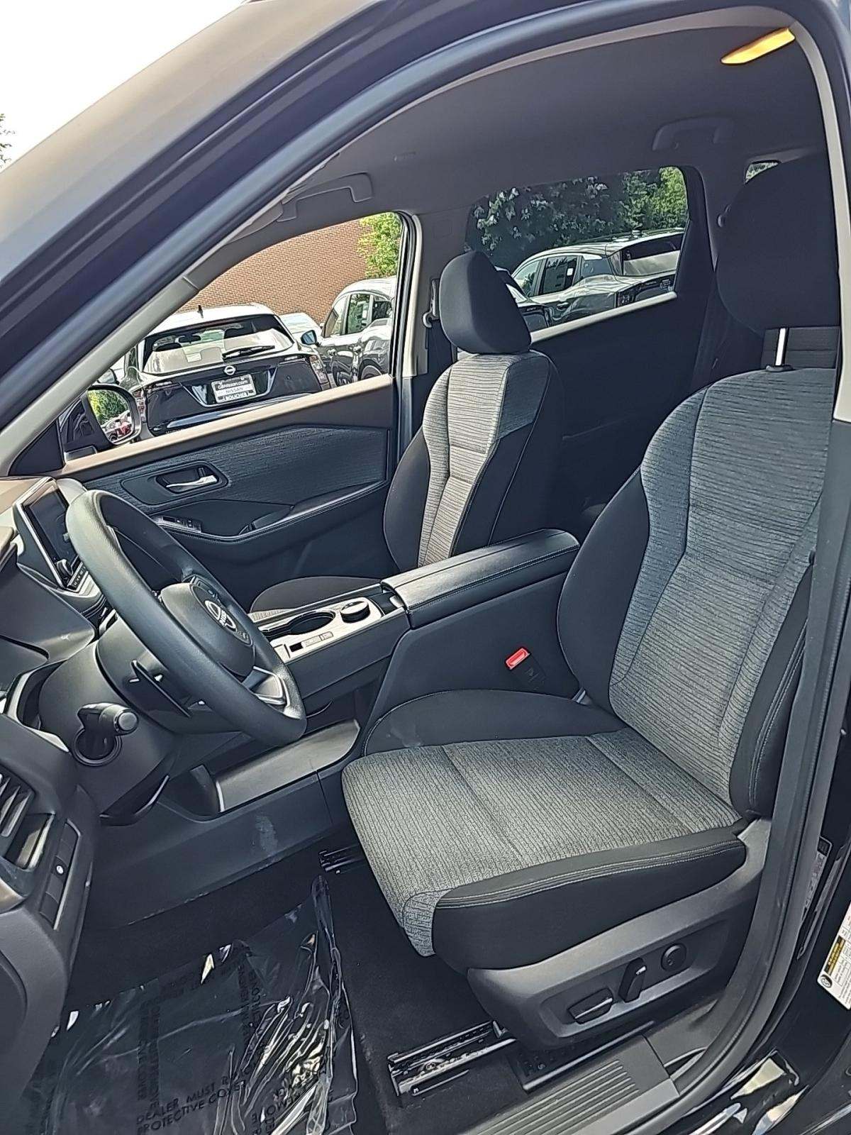 2023 Nissan Rogue SV AWD