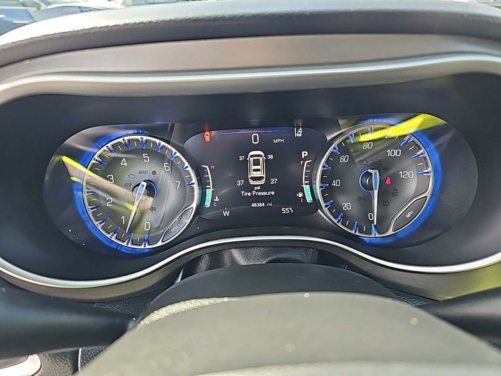 2022 Chrysler Pacifica Touring L FWD