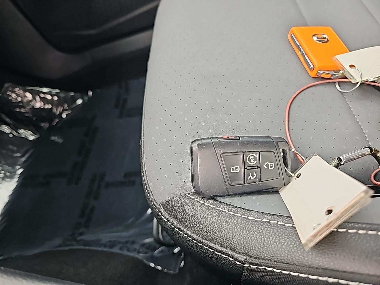 2025 Volkswagen Jetta 1.5T SE FWD