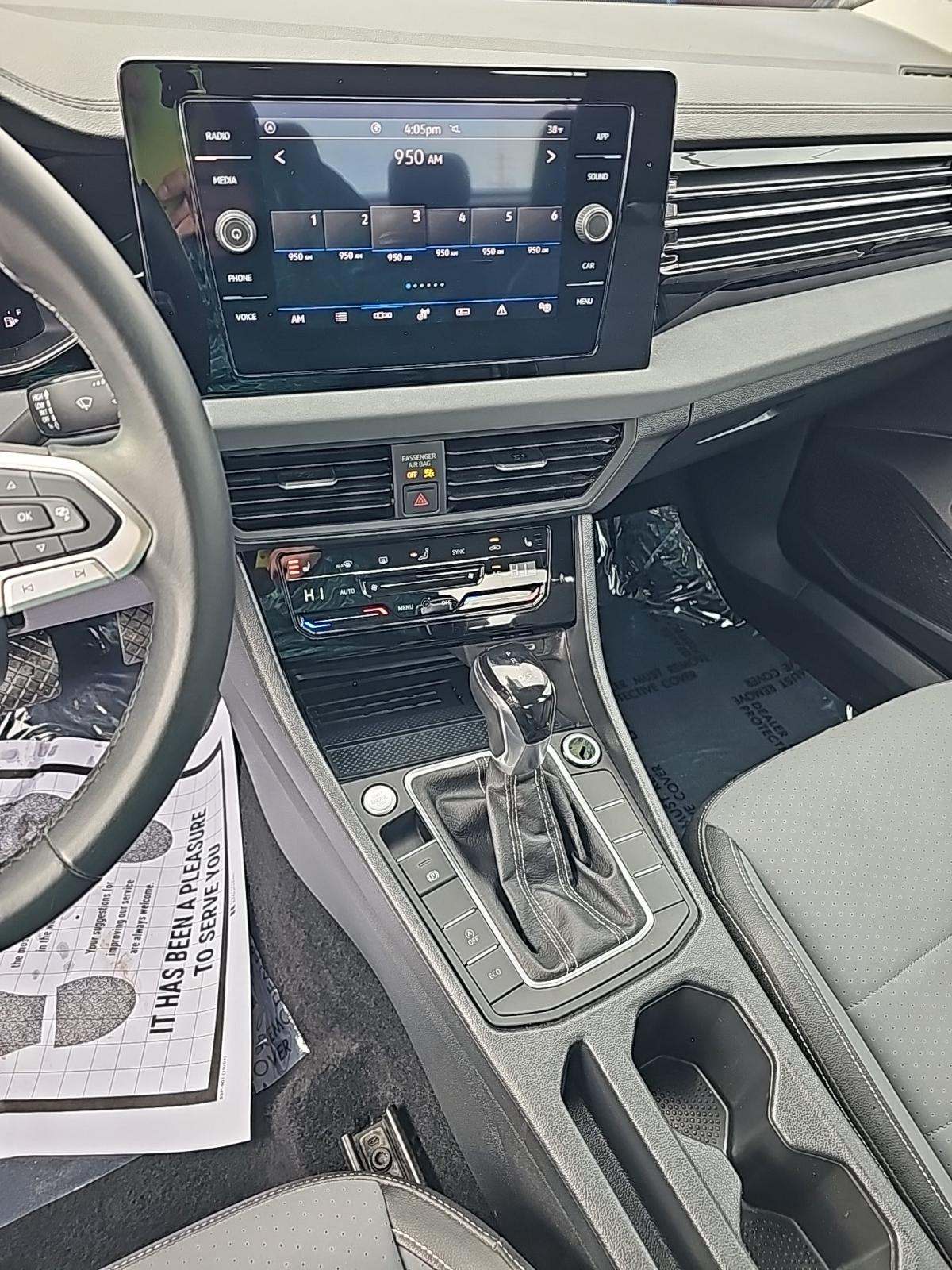 2025 Volkswagen Jetta 1.5T SE FWD