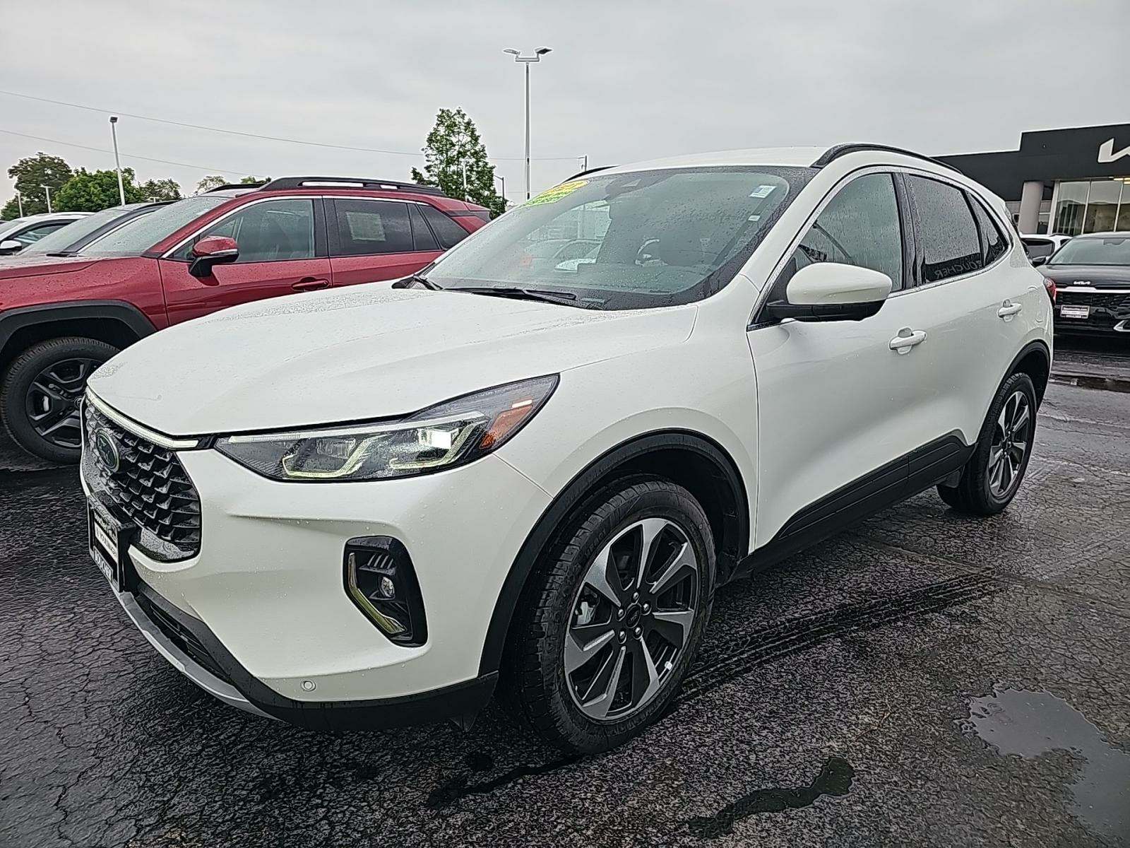2023 Ford Escape Platinum AWD