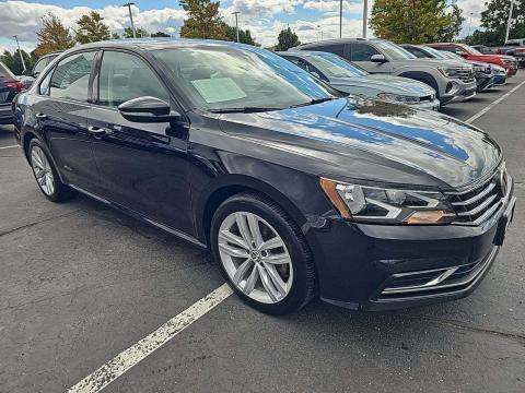 2019 Volkswagen Passat 2.0T Wolfsburg Edition FWD