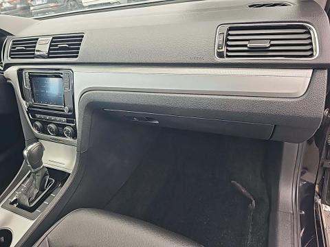 2019 Volkswagen Passat 2.0T Wolfsburg Edition FWD