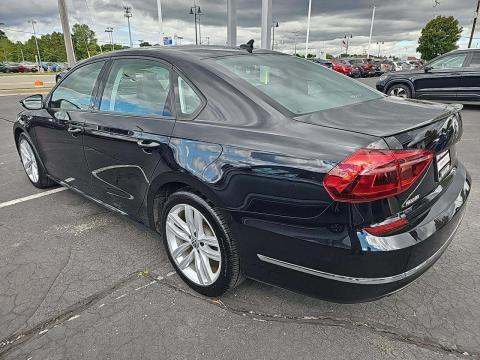 2019 Volkswagen Passat 2.0T Wolfsburg Edition FWD