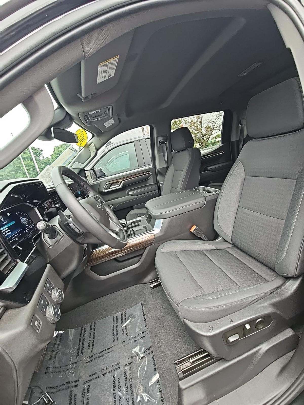 2023 Chevrolet Silverado 1500 RST AWD