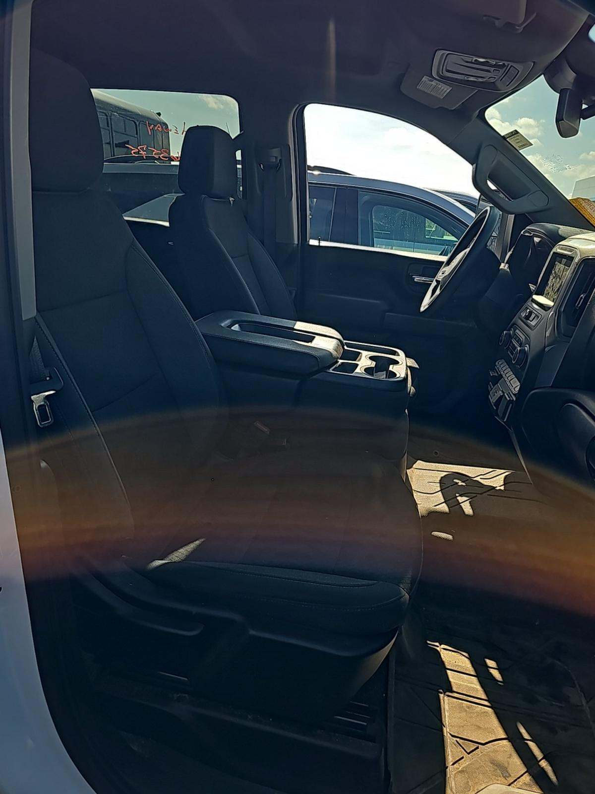 2024 Chevrolet Silverado 2500HD Custom AWD