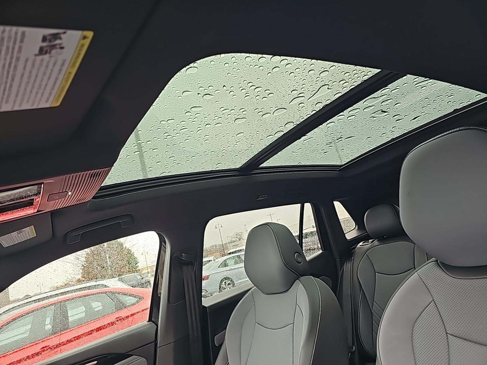 2025 Volkswagen Tiguan 2.0T SE R-Line Black AWD