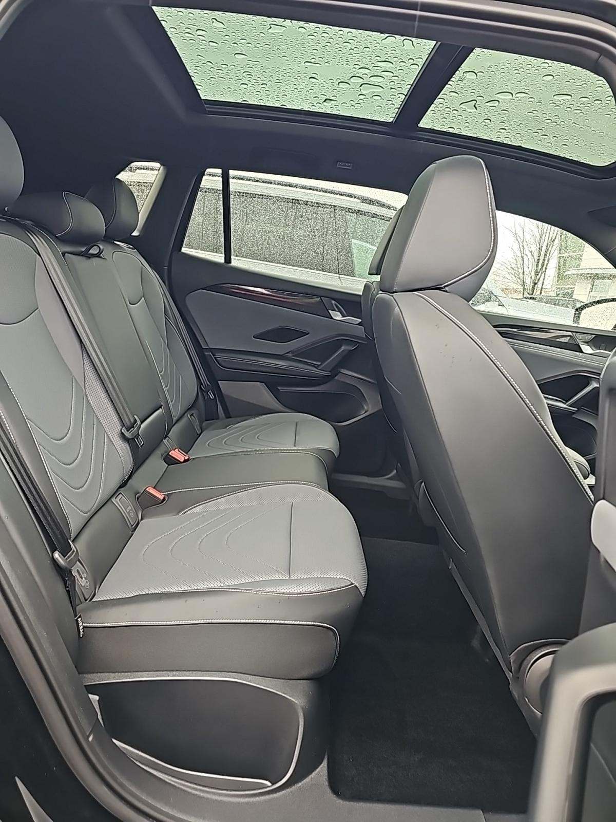 2025 Volkswagen Tiguan 2.0T SE R-Line Black AWD