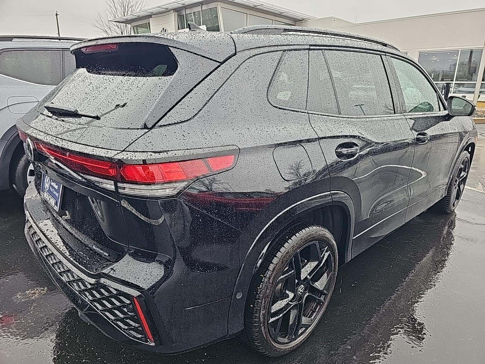 2025 Volkswagen Tiguan 2.0T SE R-Line Black AWD