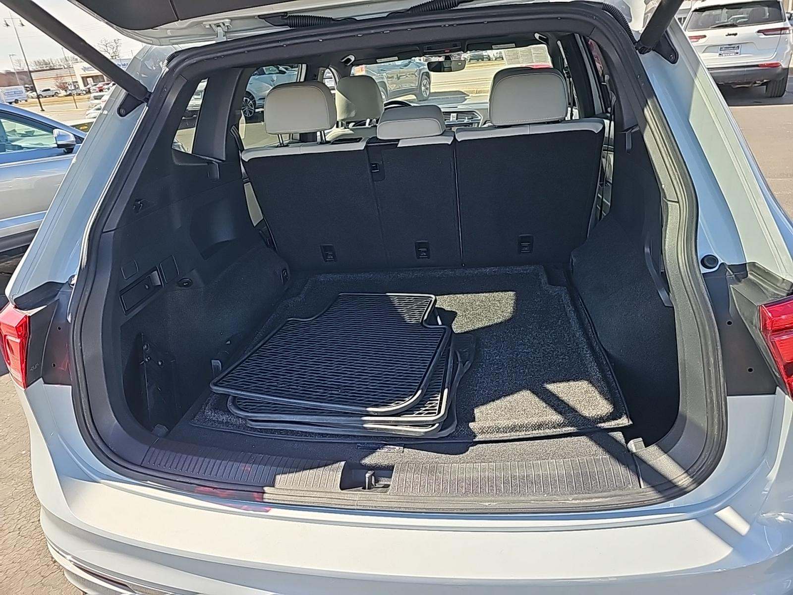 2019 Volkswagen Tiguan 2.0T SEL R-Line AWD