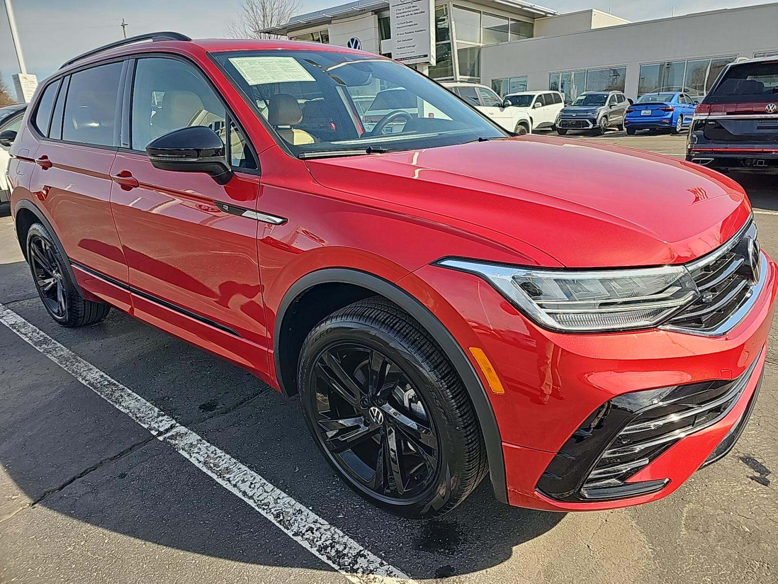 2024 Volkswagen Tiguan 2.0T SE R-Line Black AWD