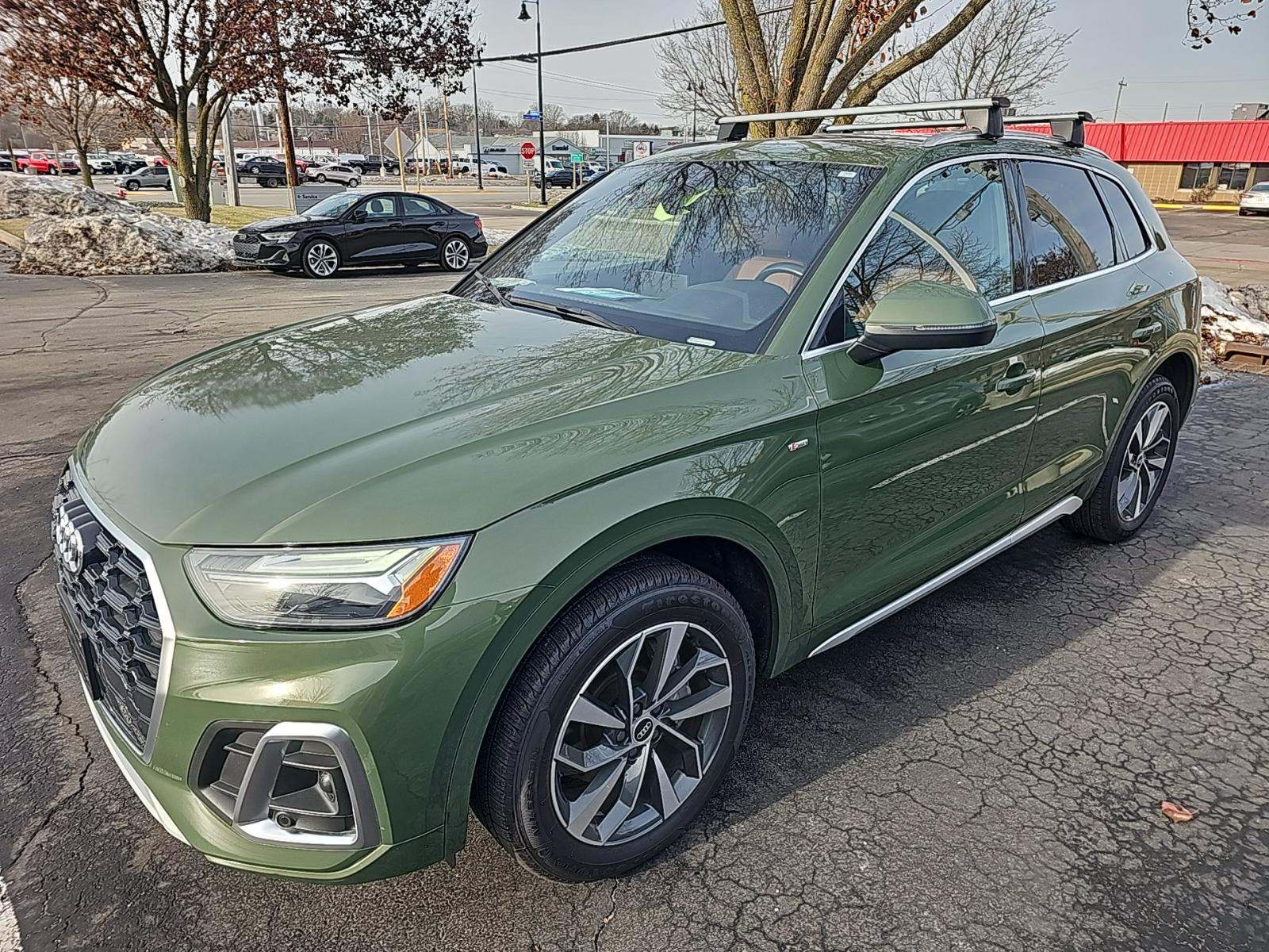 2022 Audi Q5 S line Premium Plus