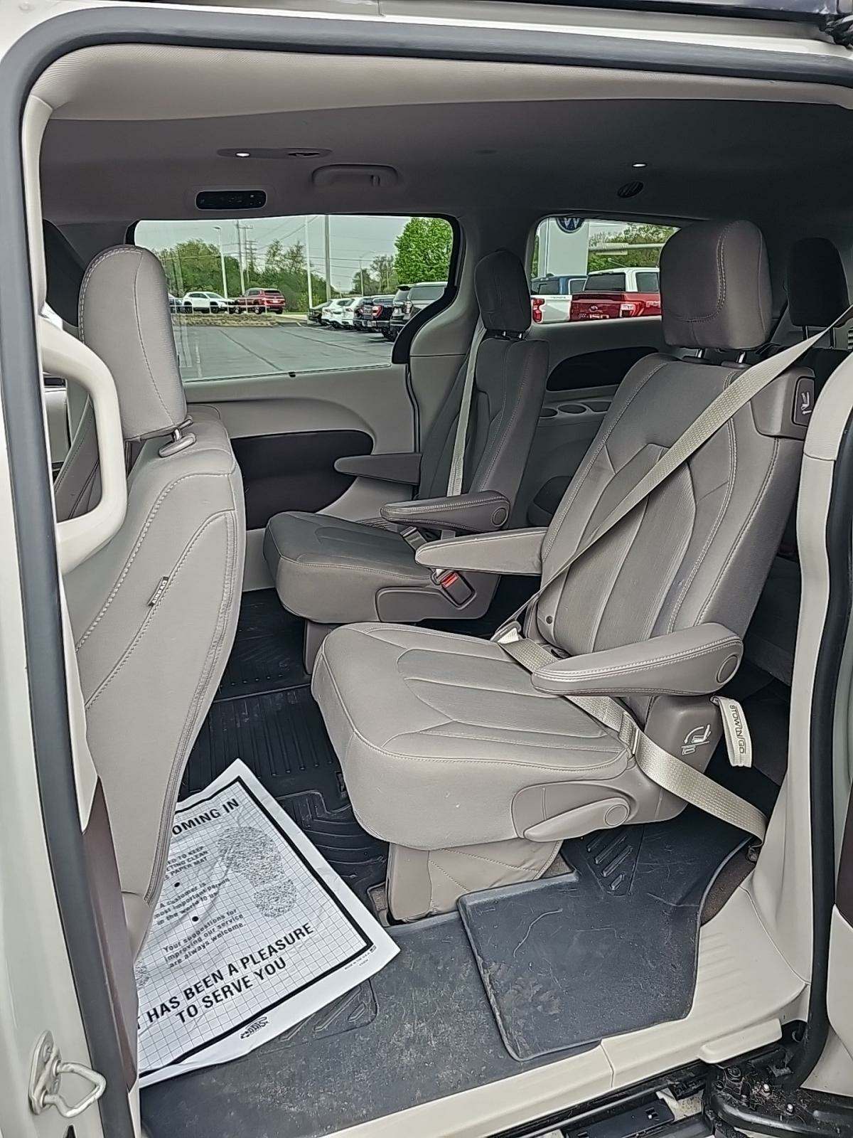 2019 Chrysler Pacifica Touring Plus FWD