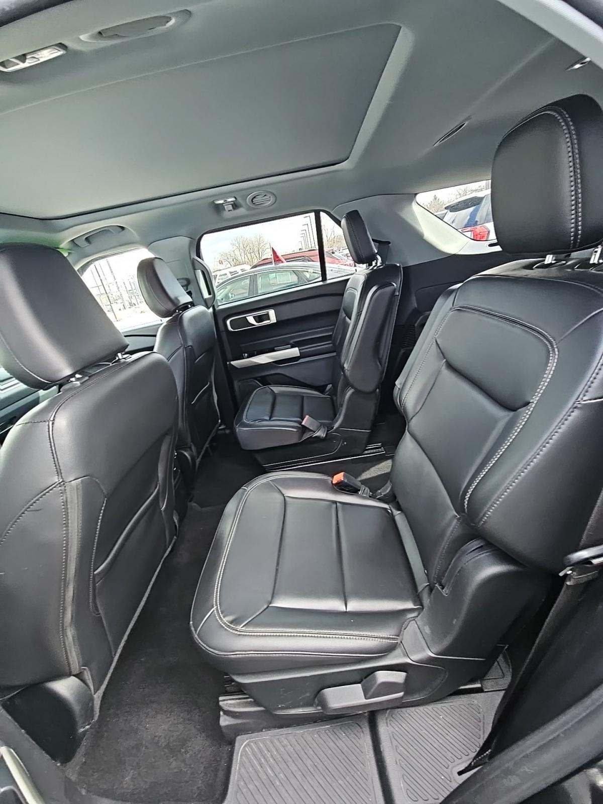 2022 Ford Explorer XLT AWD