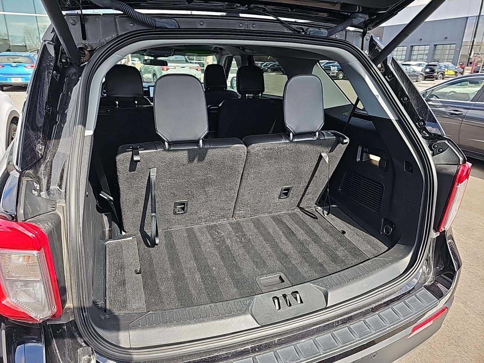 2022 Ford Explorer XLT AWD