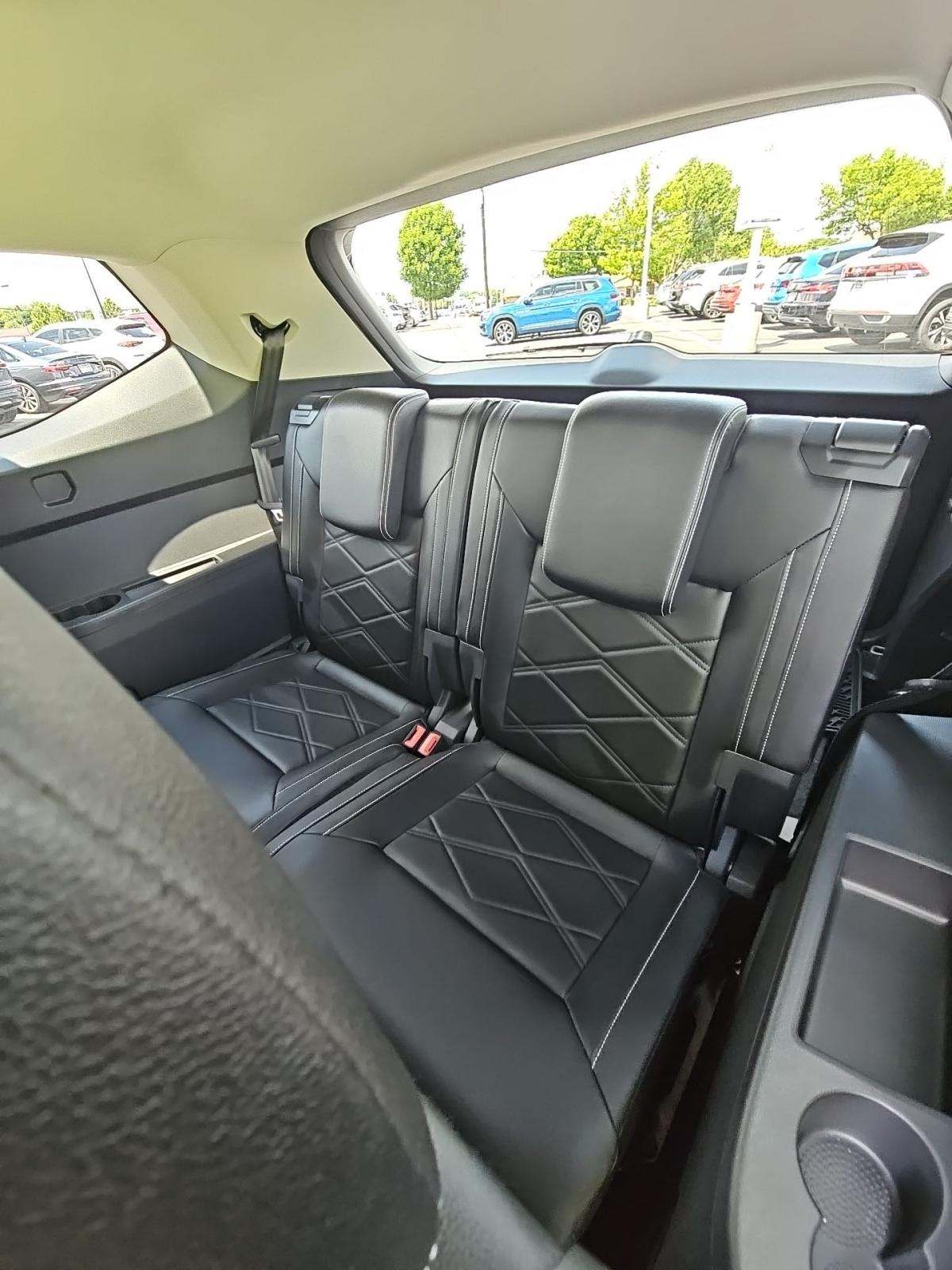 2024 Volkswagen Atlas 2.0T SE FWD