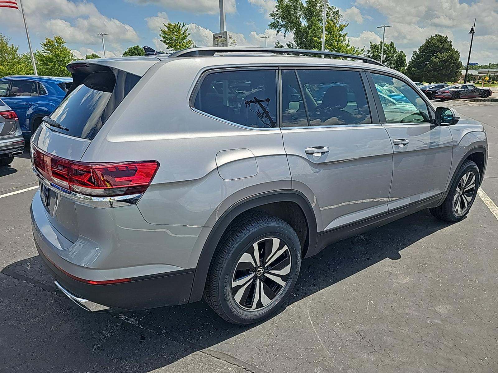 2024 Volkswagen Atlas 2.0T SE FWD