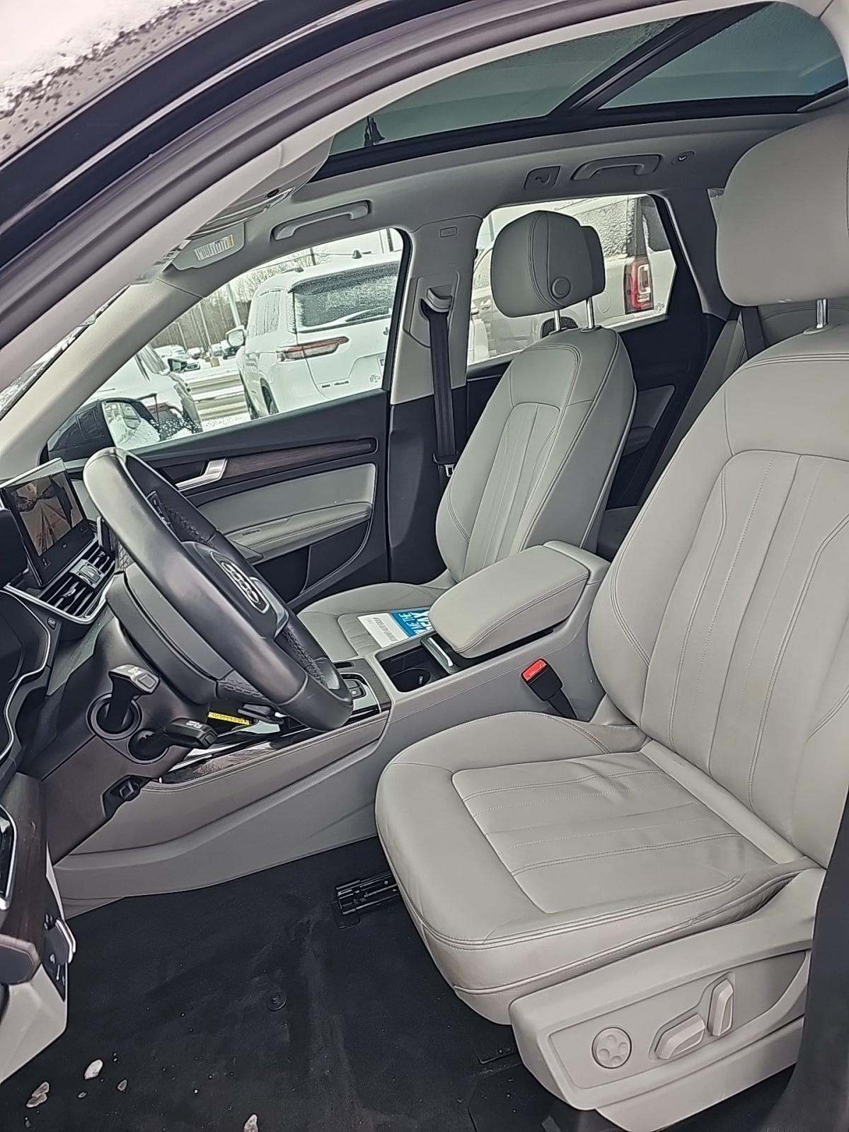 2022 Audi Q5 S line Premium Plus AWD