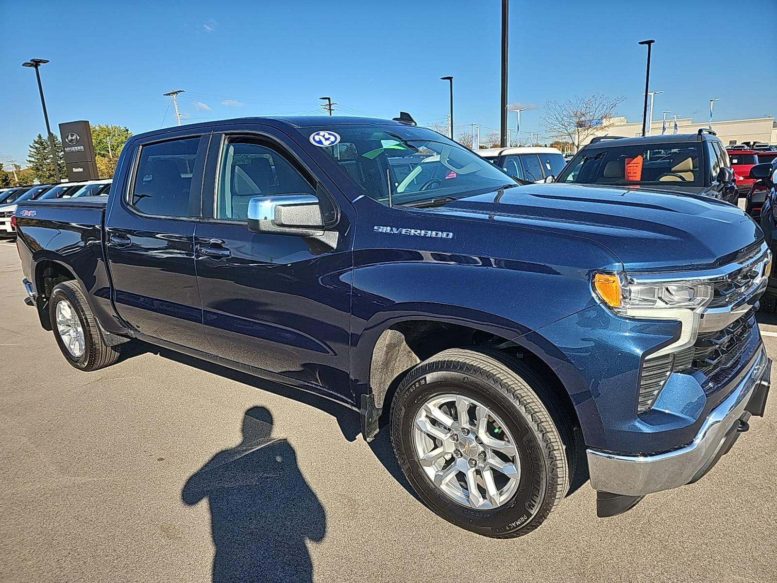 2023 Chevrolet Silverado 1500 LT AWD