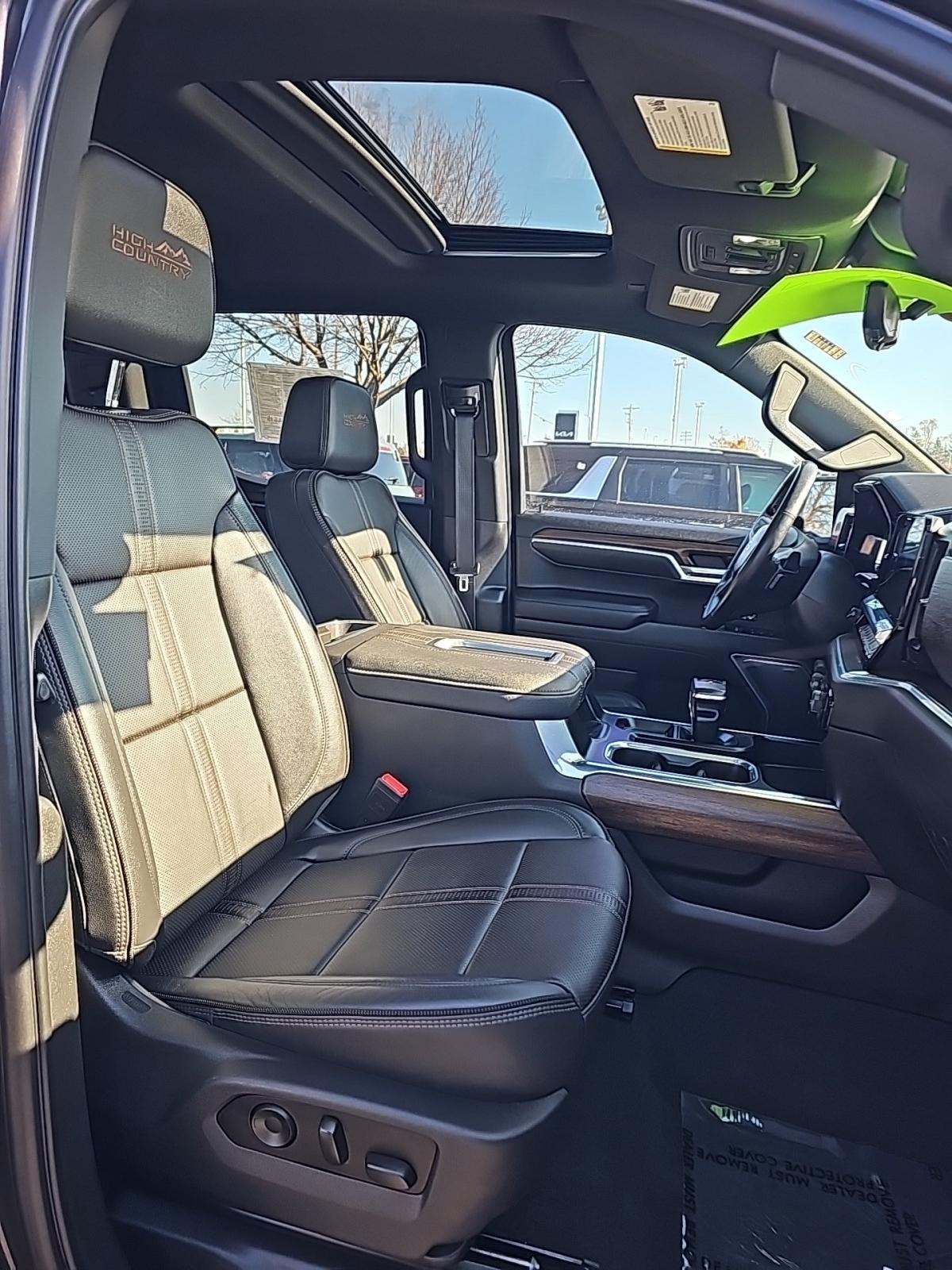 2022 Chevrolet Silverado 1500 High Country AWD