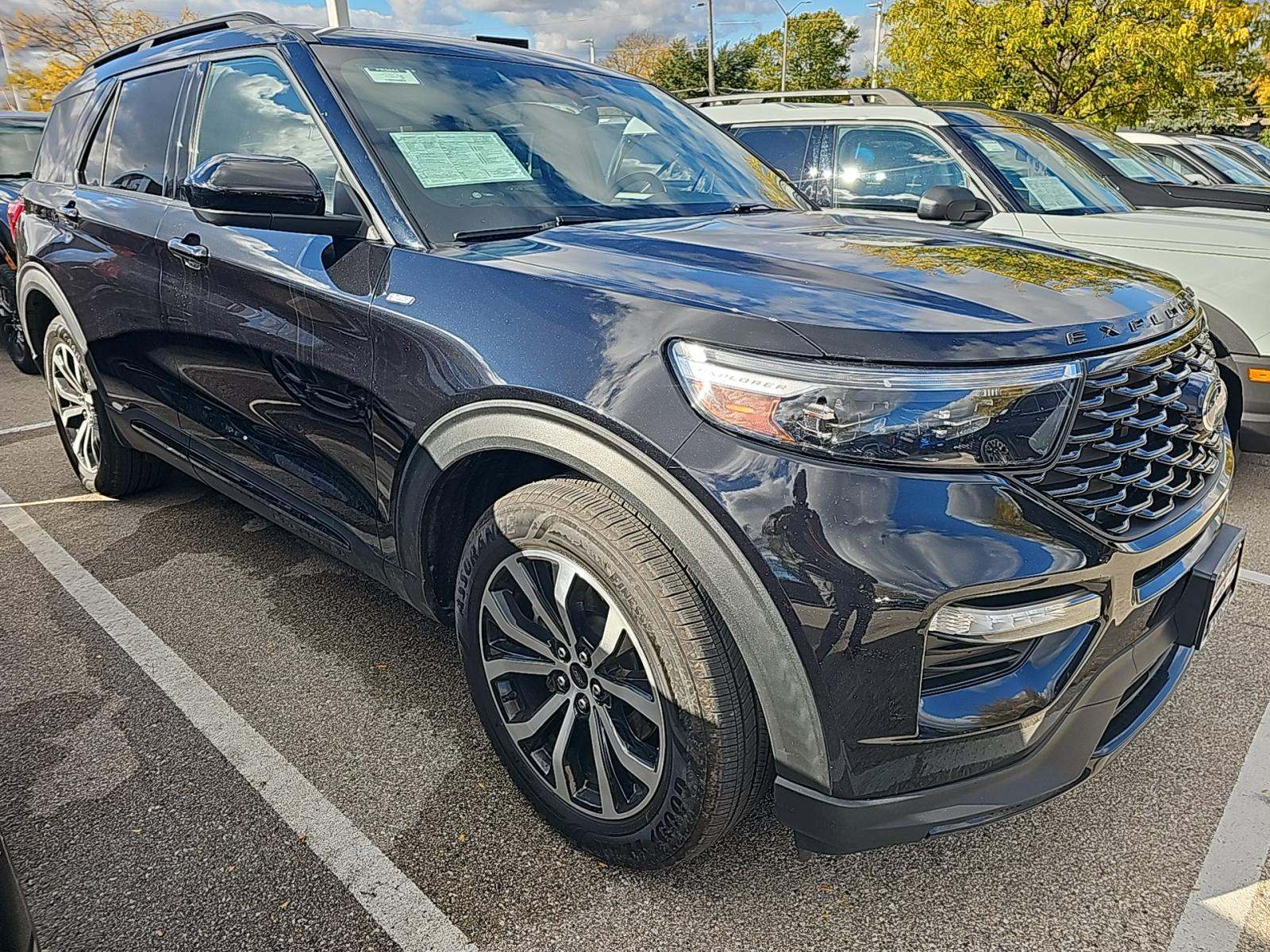 2022 Ford Explorer ST-Line AWD