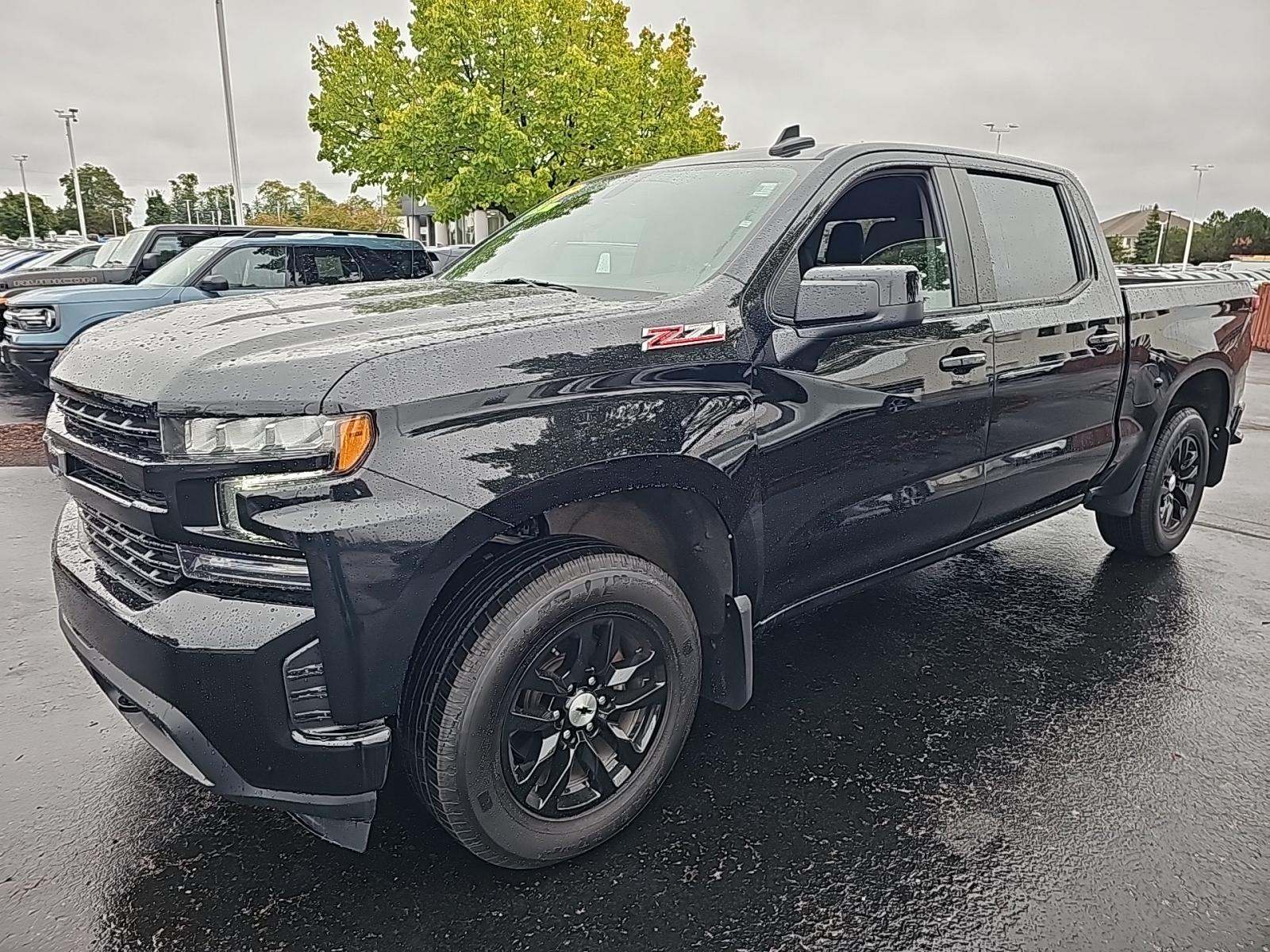 2022 Chevrolet Silverado 1500 RST AWD