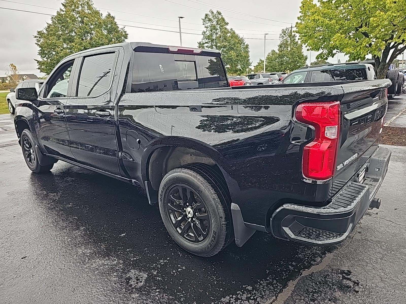2022 Chevrolet Silverado 1500 RST AWD