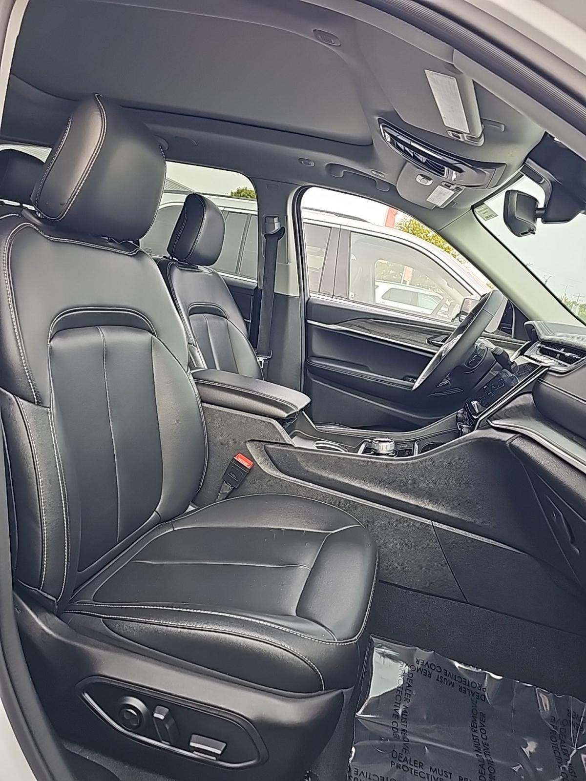 2024 Jeep Grand Cherokee Limited AWD