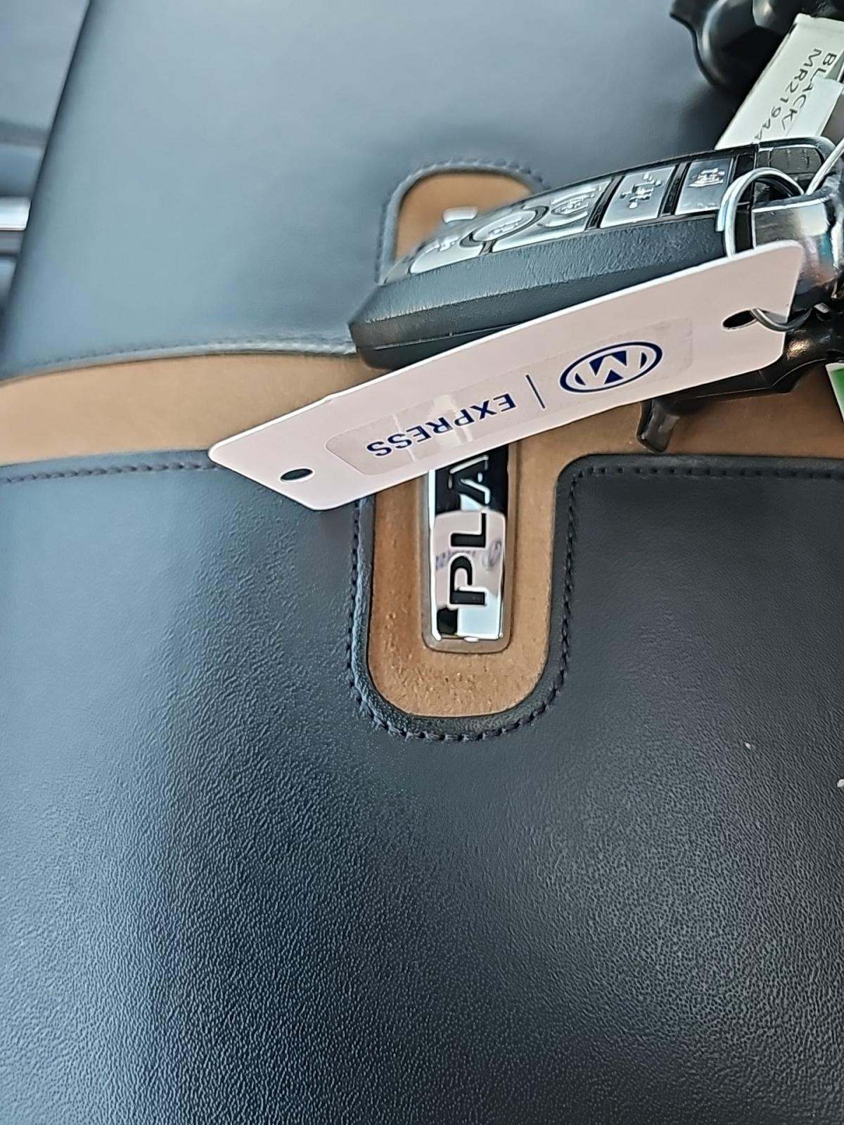 2023 Ford F-150 Platinum AWD