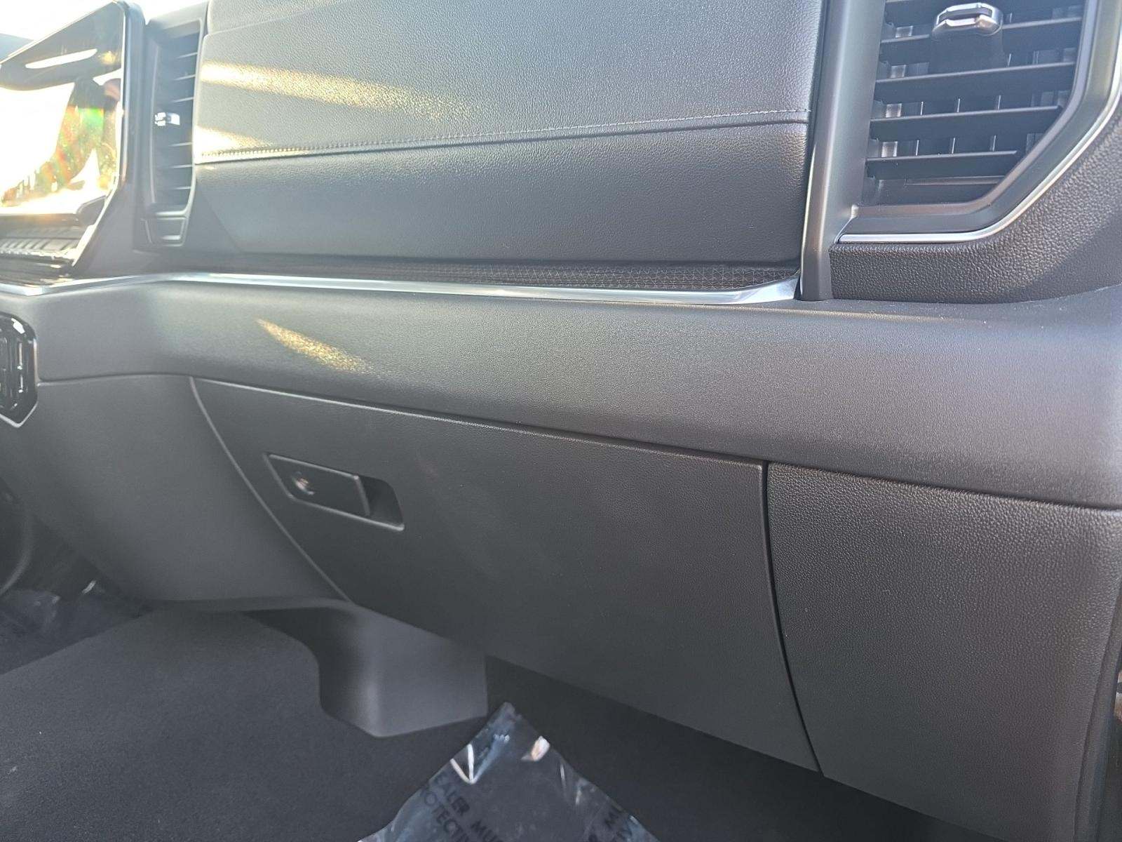 2023 Chevrolet Silverado 1500 LT AWD