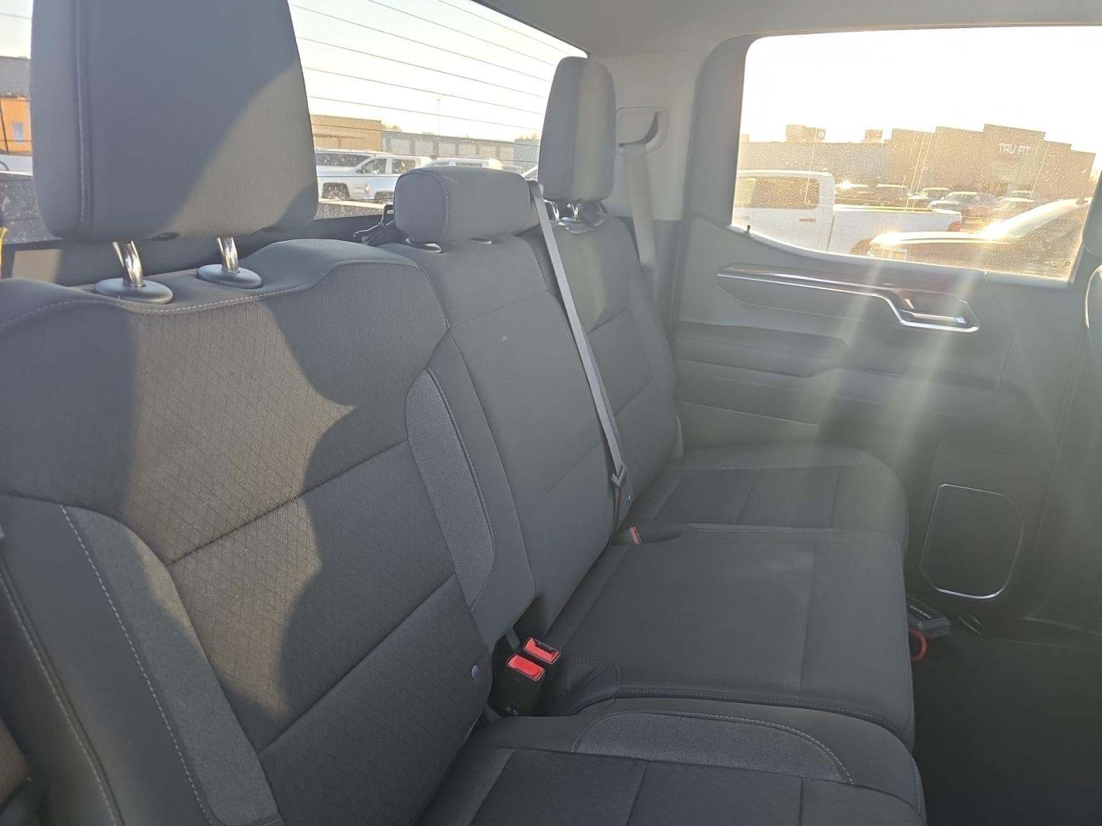 2023 Chevrolet Silverado 1500 LT AWD