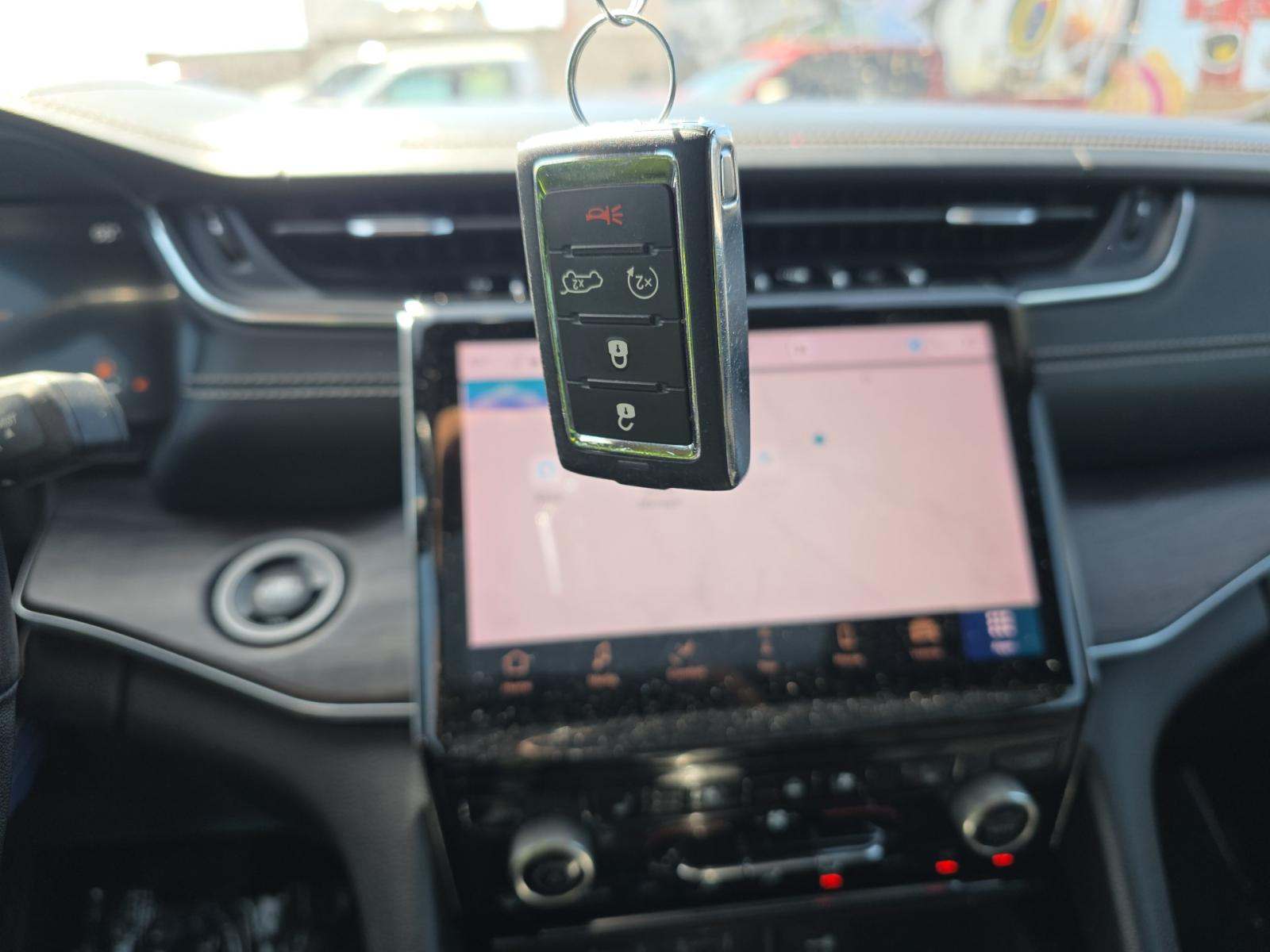 JEEP GRAND CHEROKEE - 4