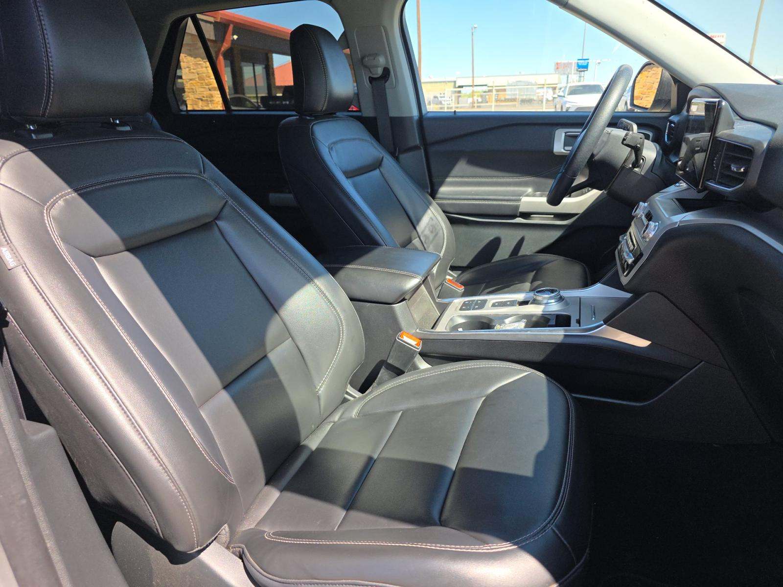 2024 Ford Explorer XLT RWD