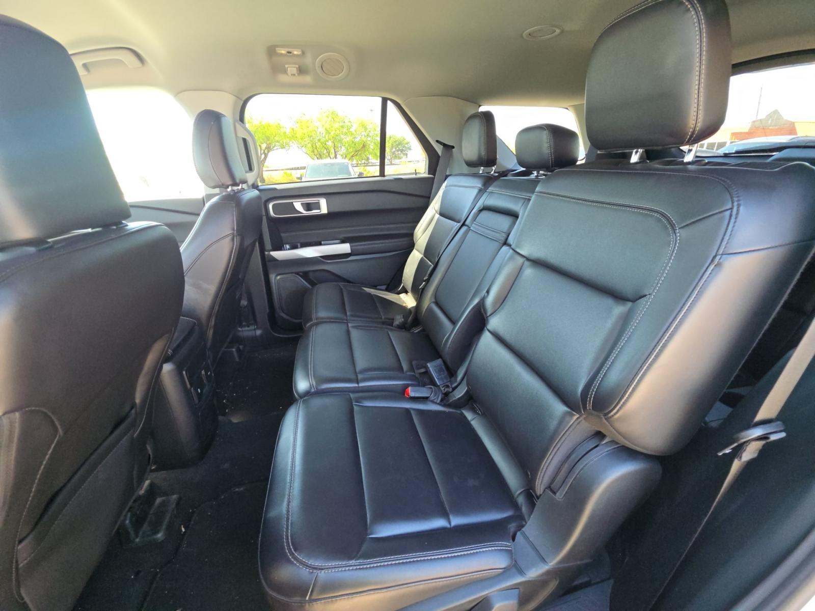 2024 Ford Explorer XLT RWD