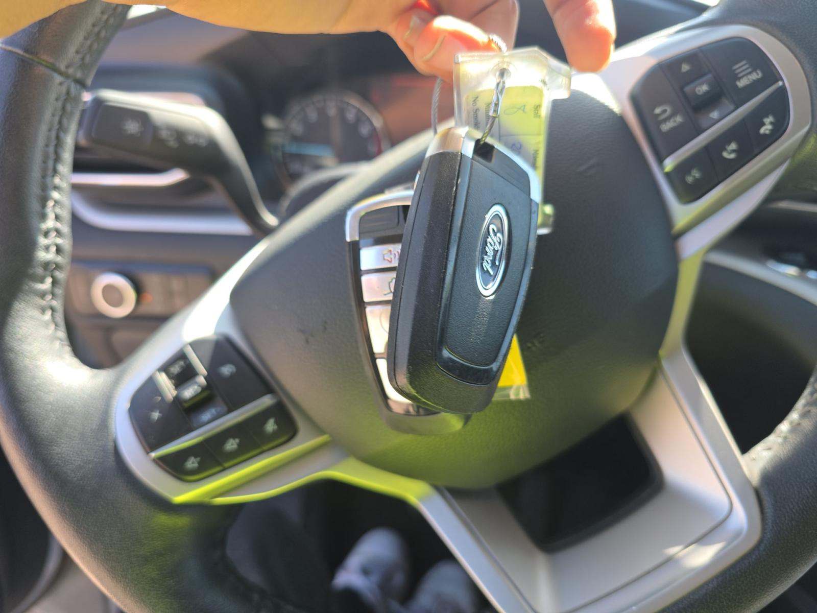 2024 Ford Explorer XLT RWD