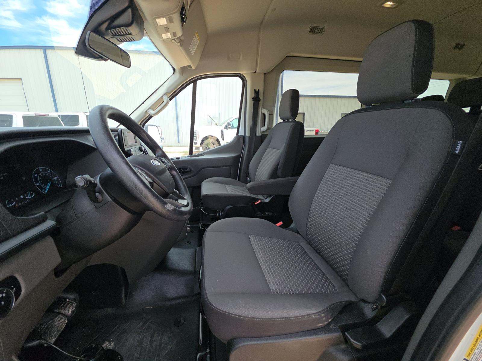 FORD TRANSIT 350 - 2