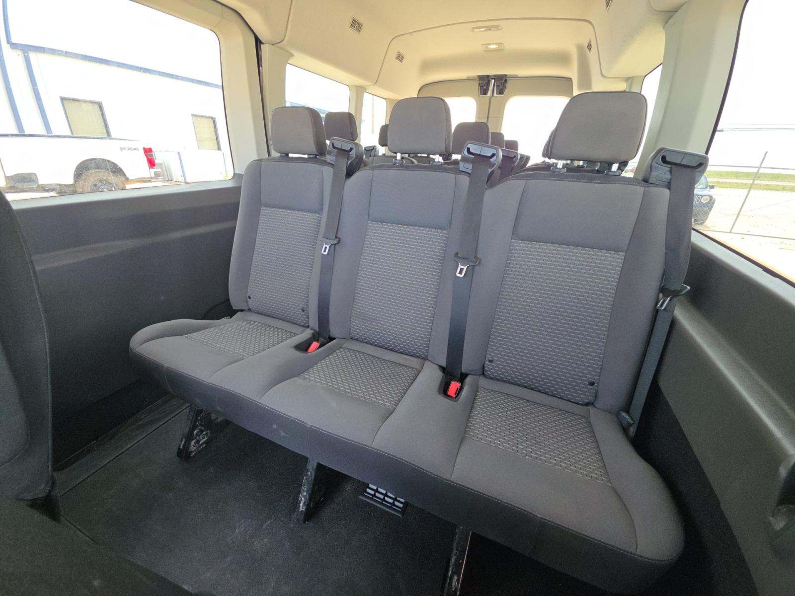 FORD TRANSIT 350 - 9