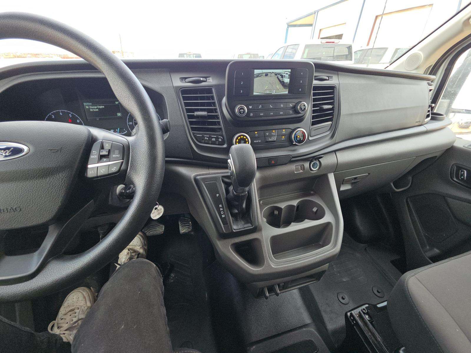 FORD TRANSIT 350 - 6