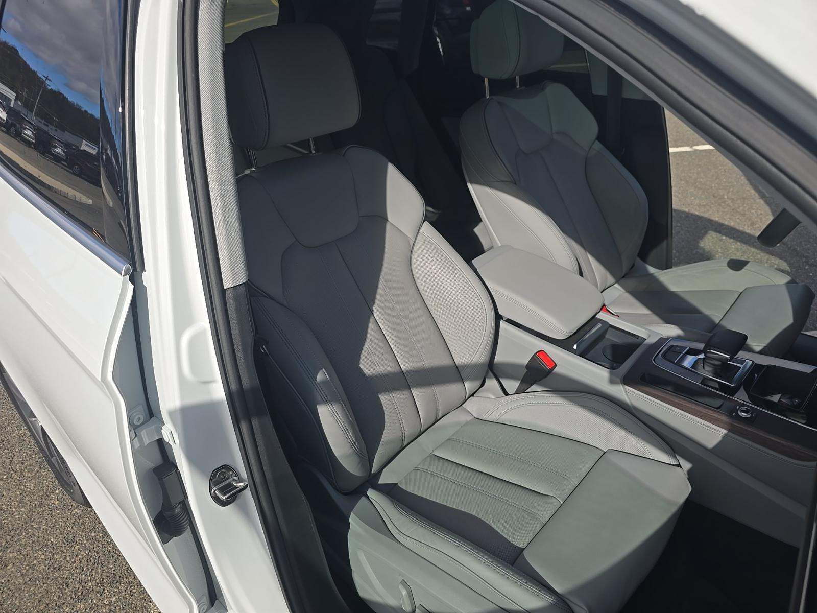 2024 Audi Q5 S line Prestige AWD