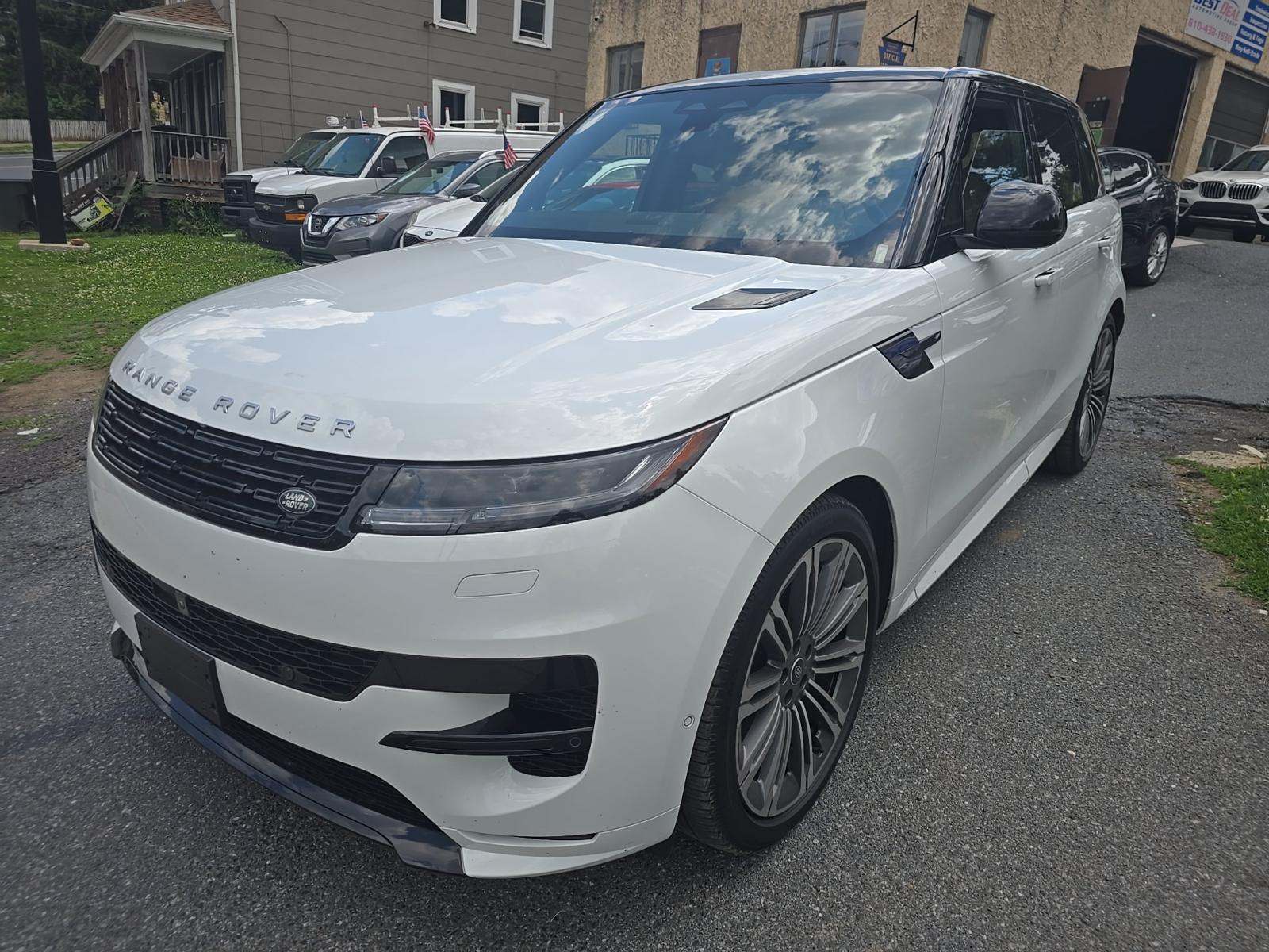 2025 Land Rover Range Rover Sport Plug-In Hybrid Dynamic SE AWD