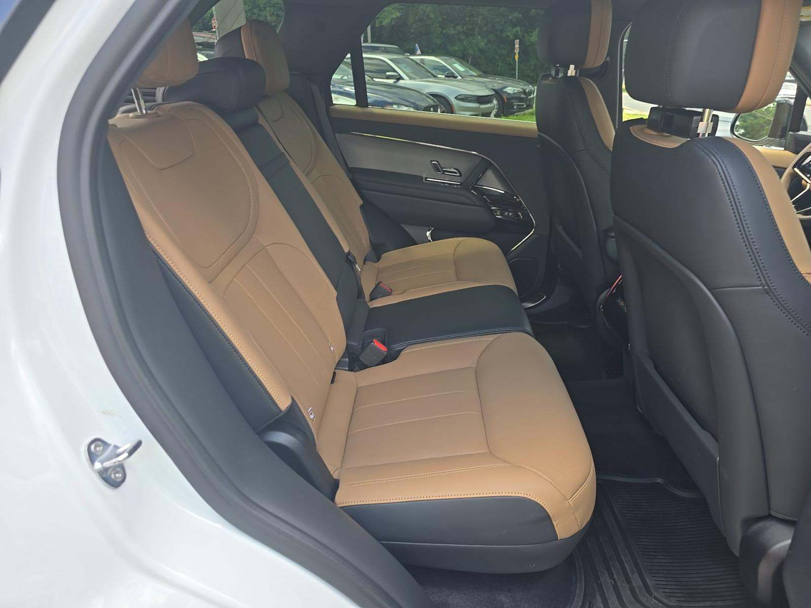 2025 Land Rover Range Rover Sport Plug-In Hybrid Dynamic SE AWD