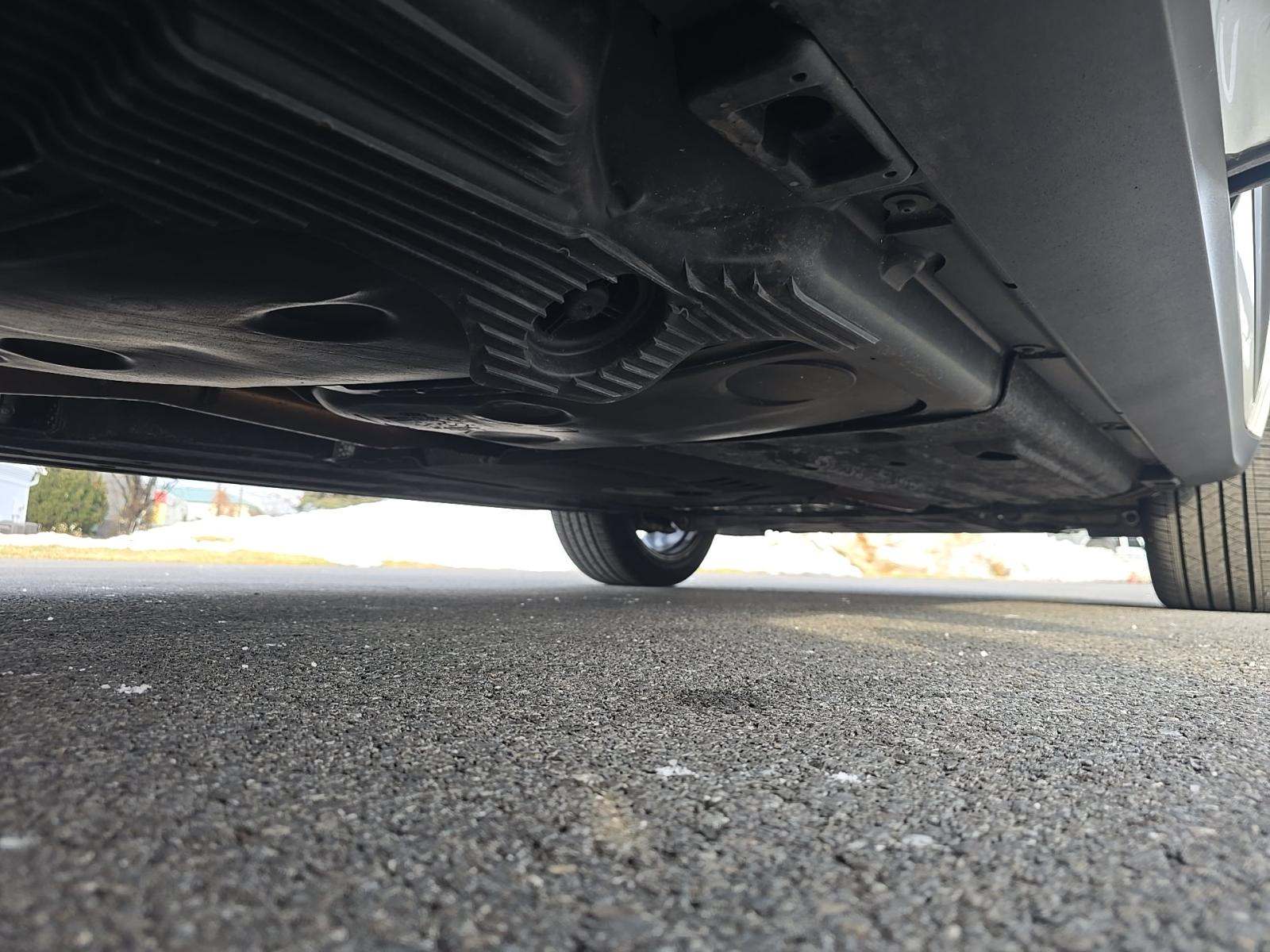 2022 Porsche Macan Base AWD