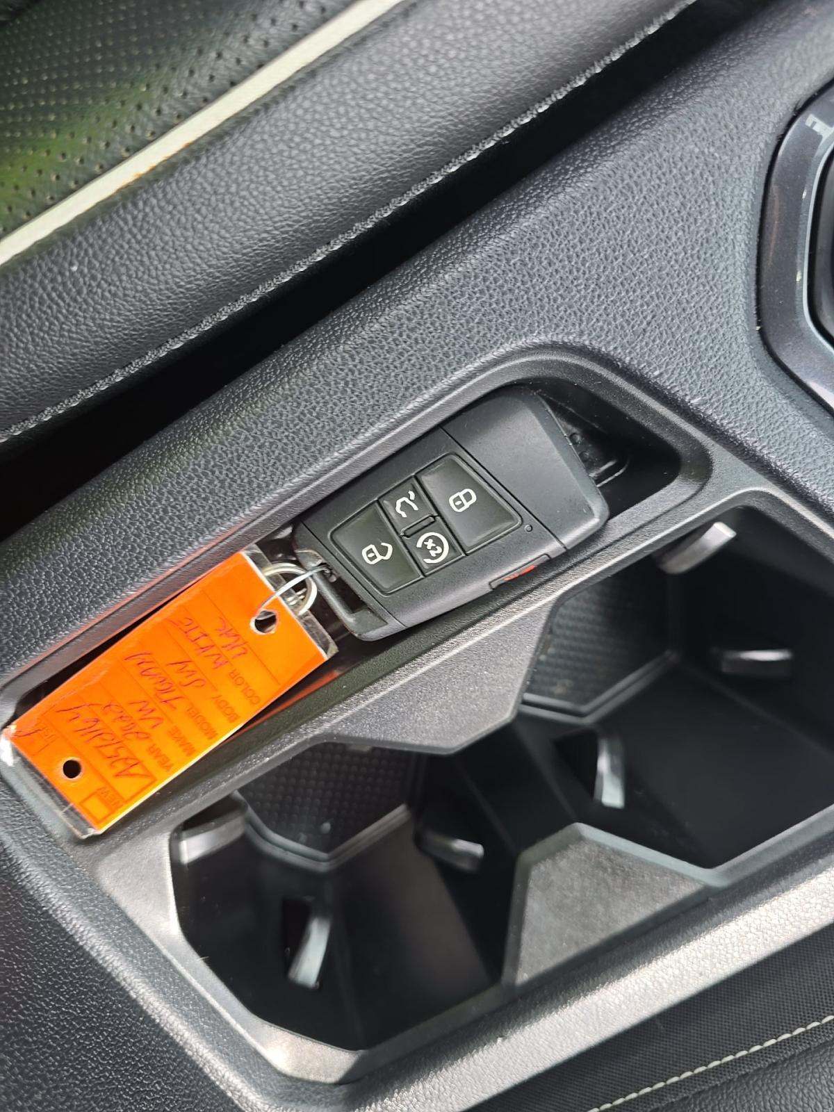 2022 Volkswagen Tiguan 2.0T SEL R-Line AWD