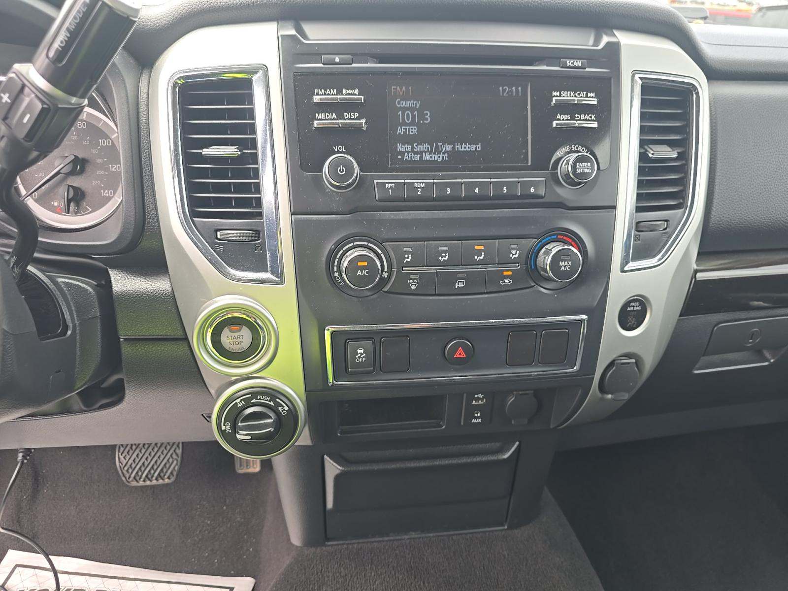NISSAN TITAN - 6