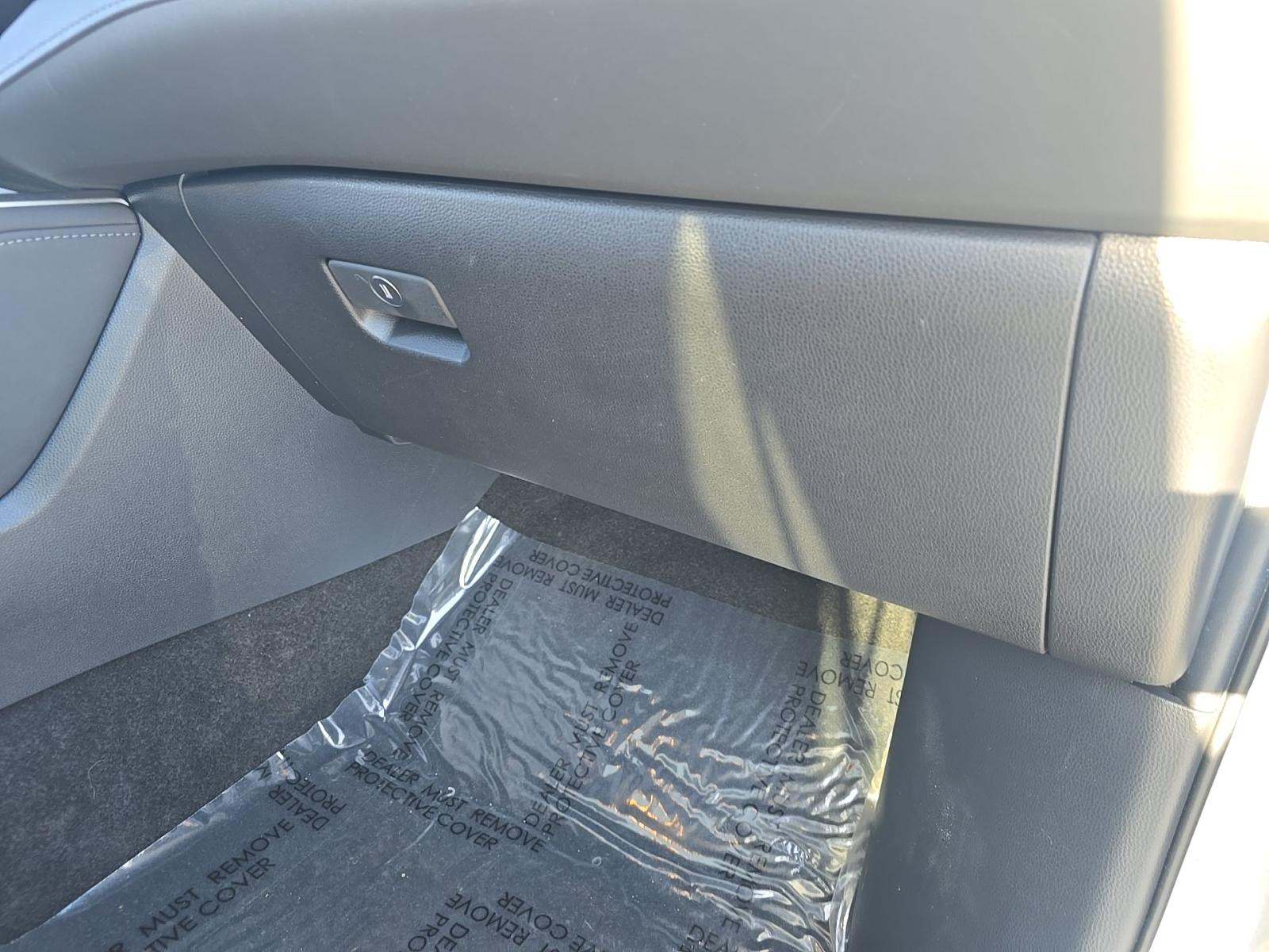 2023 Toyota Highlander Hybrid Limited AWD