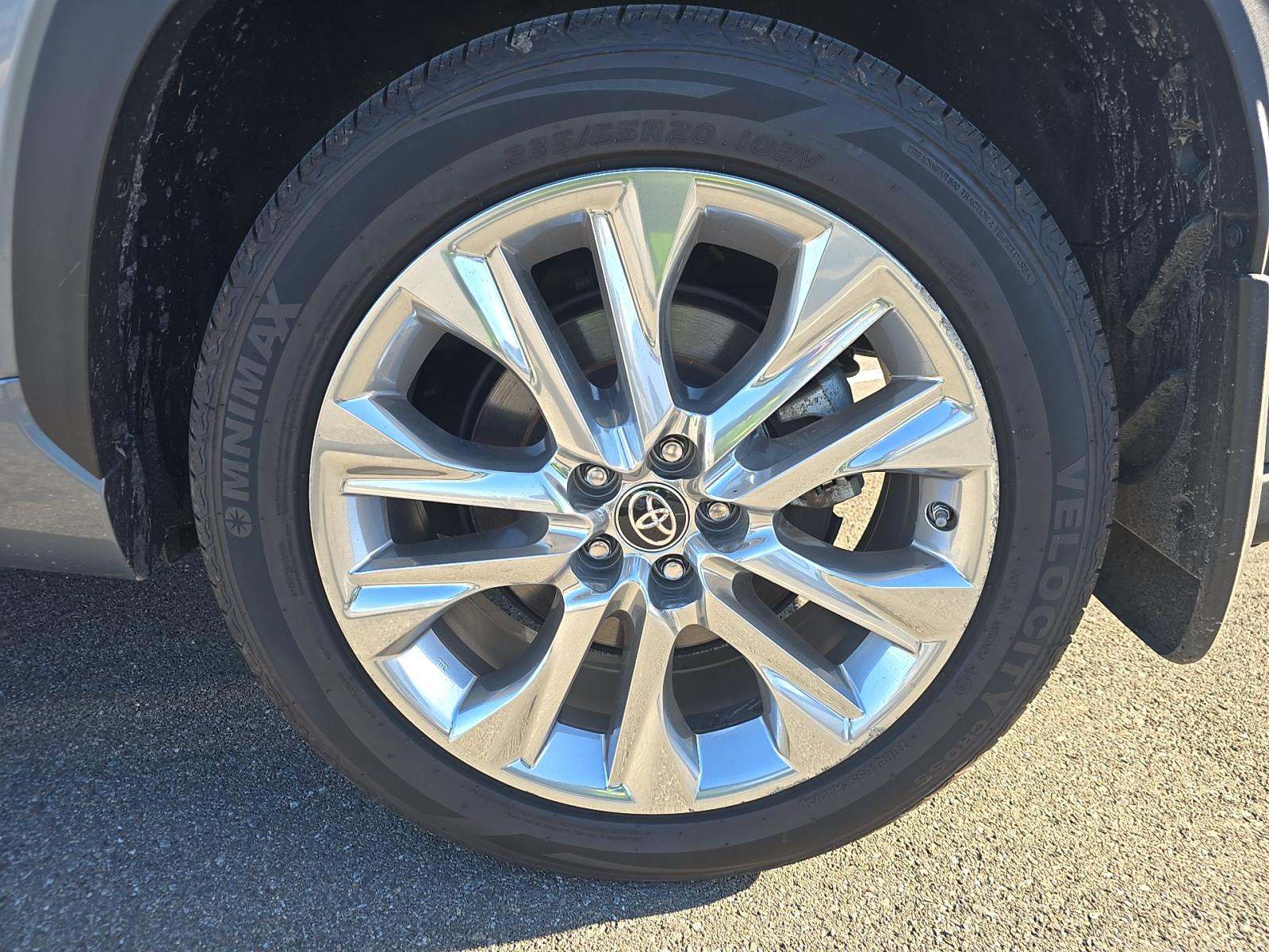 2023 Toyota Highlander Hybrid Limited AWD