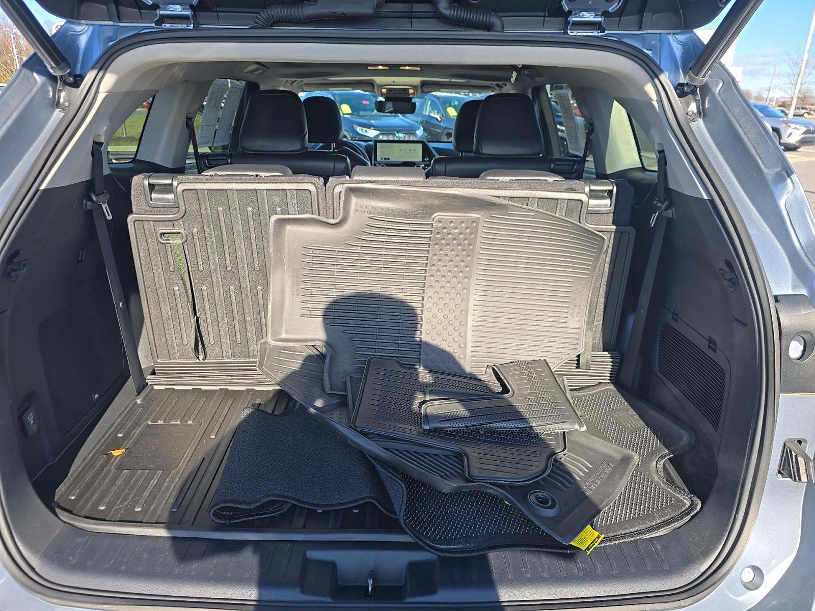 2023 Toyota Highlander Hybrid Limited AWD