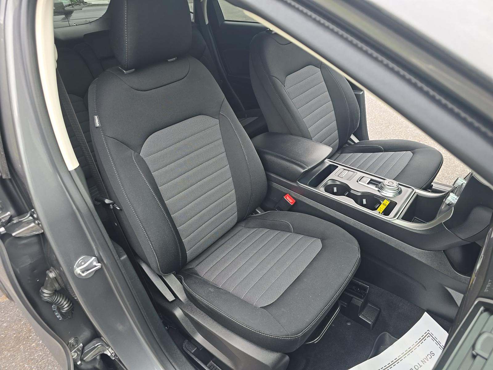 2023 Ford Edge SE AWD