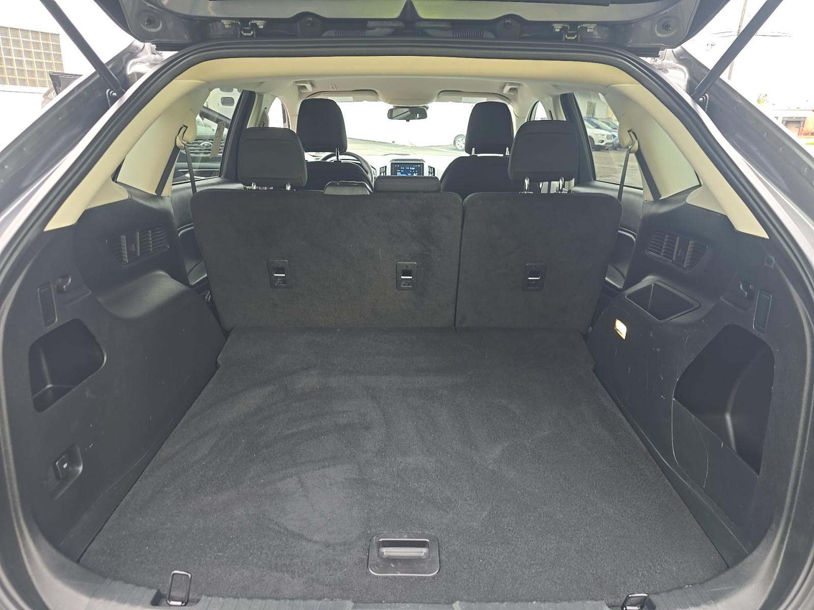 2023 Ford Edge SE AWD