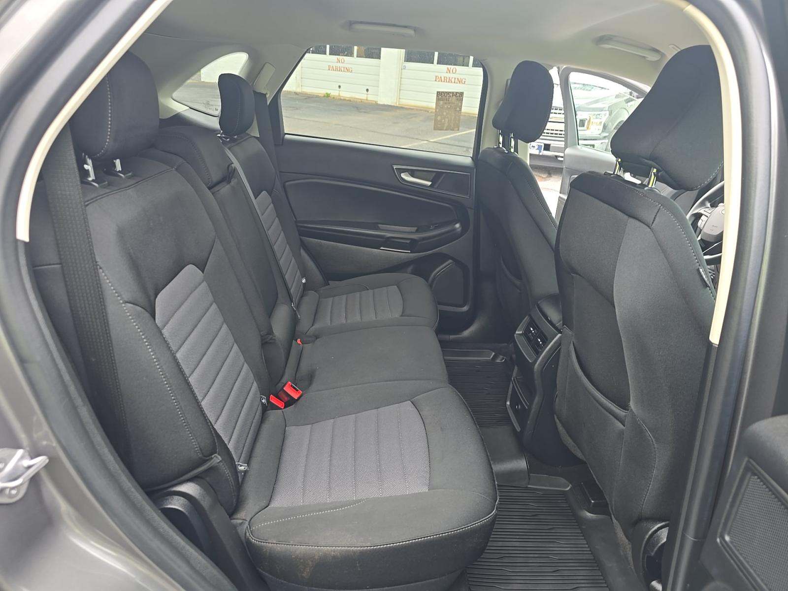 2023 Ford Edge SE AWD